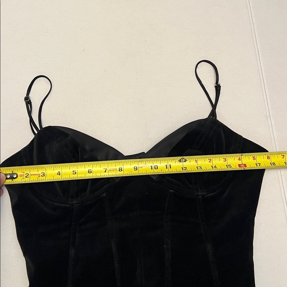 BCBGMAXAZRIA BLACK VELVET CORSET TOP WITH LACE-UP BACK SIZE 12 - Picture 13 of 16